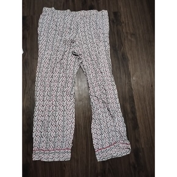 Victorias Secret Pajama Pants Women's Size Medium White Penguin Print Loungewear - Picture 2 of 3